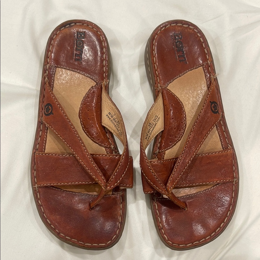 BORN HANDCRAFTED LEATHER SANDALS SZ 7 LIKE NEW